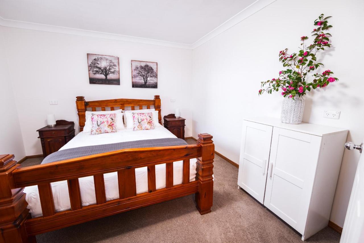 Snooty Fox Bed &Breakfast Bed & Breakfast Hazelbrook Exterior photo